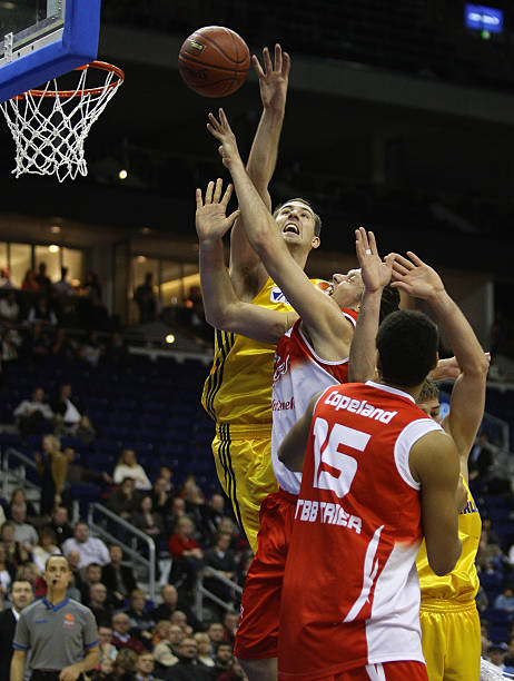 斯巴赫俱乐 斯巴赫俱乐