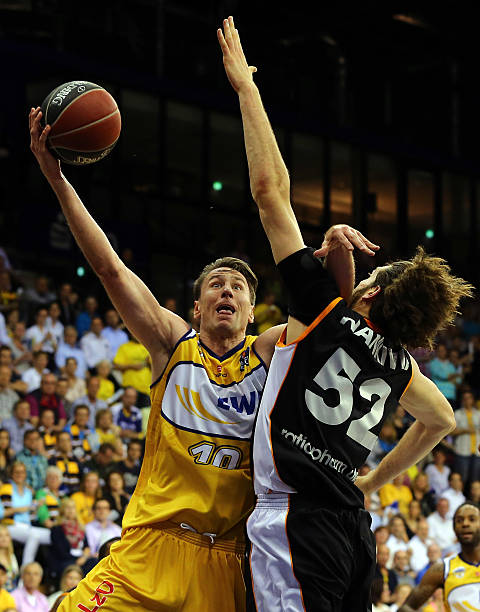 界大赛中 界大赛中